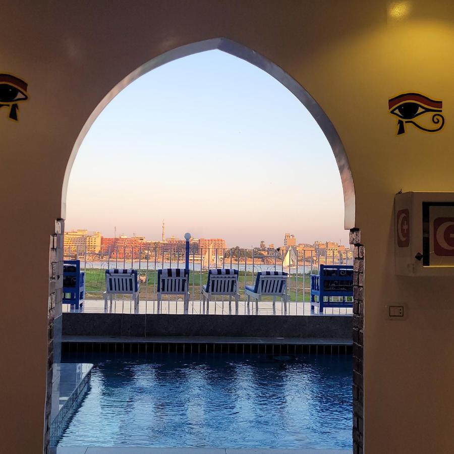 Apartment Blue Nile House